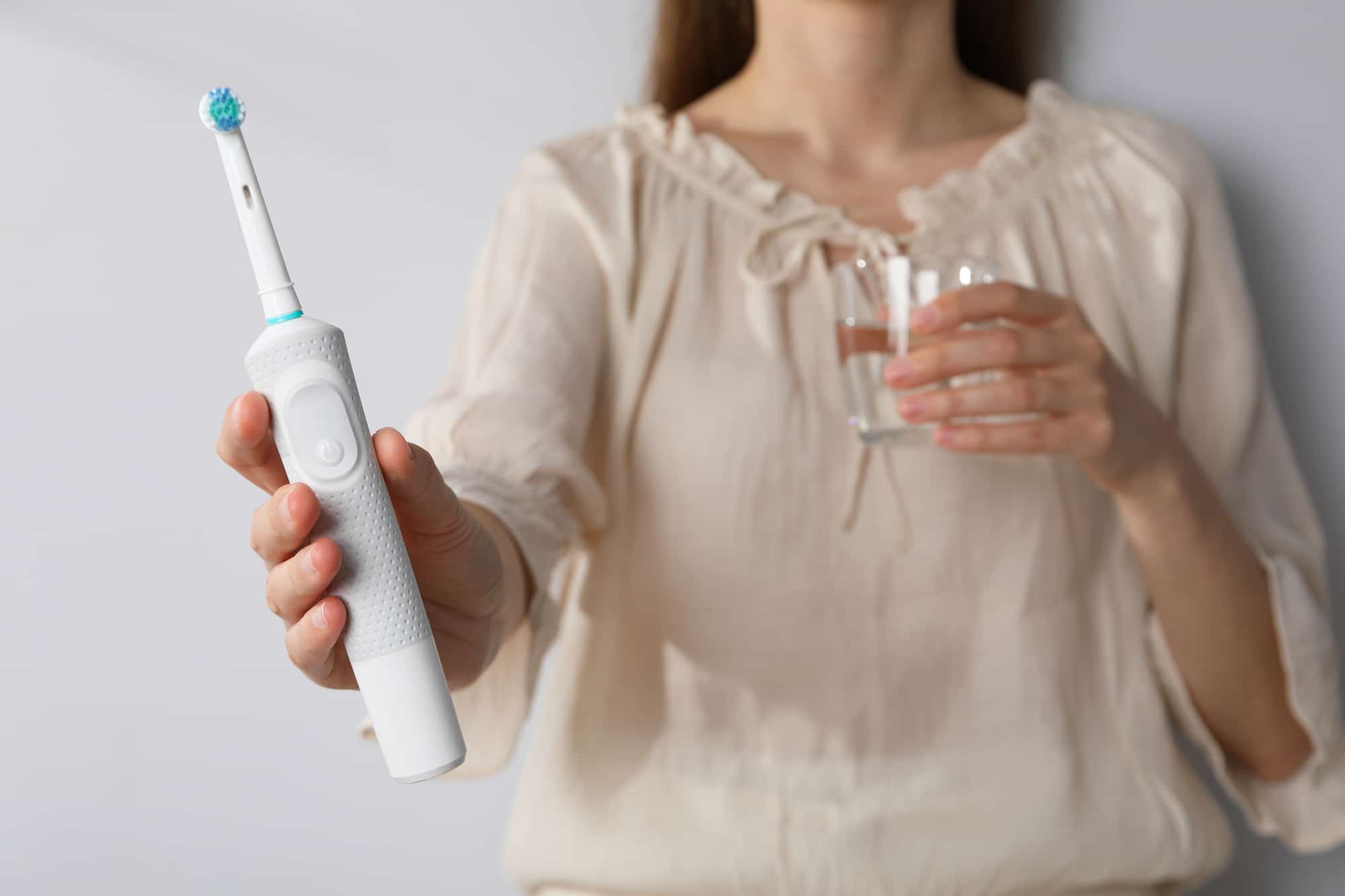 How To Maintain Your Electric Toothbrush For Maximum Efficiency